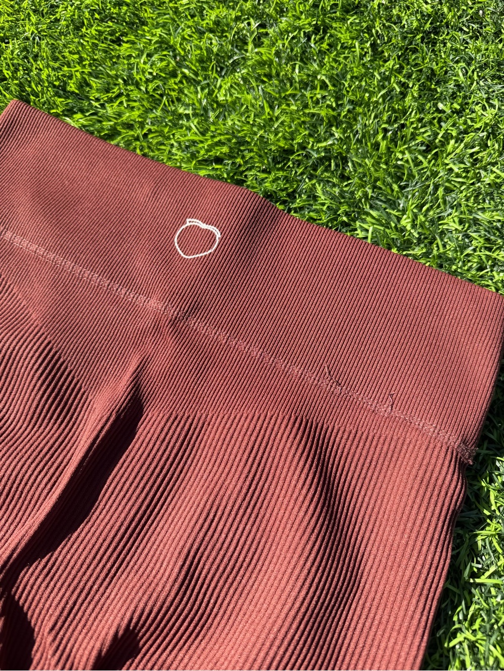 Ribbed High-Waist Leggings - Brown - Picture 4 of 4